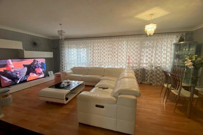 2 Bedroom Property To Rent In Ashmead Chase Road, London, N14