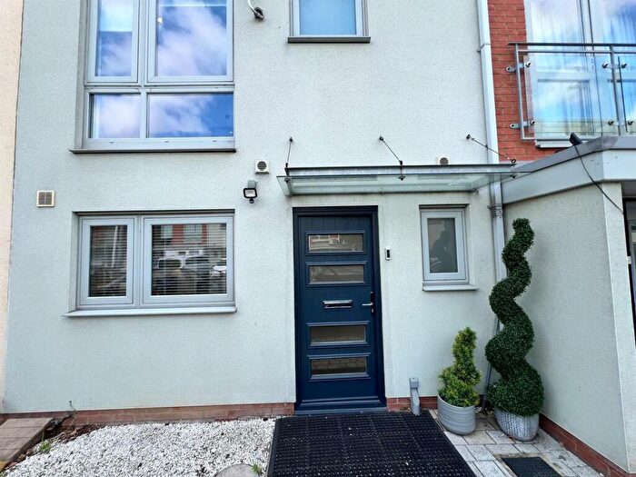 3 Bedroom Terraced House To Rent In Hyde Grove, Dartford, DA1