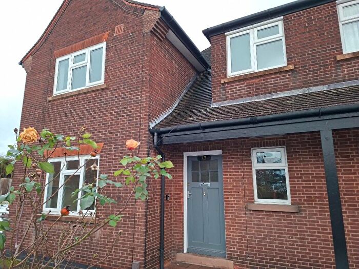2 Bedroom Semi-Detached House To Rent In Burnwood Drive, Nottingham, Nottinghamshire, NG8