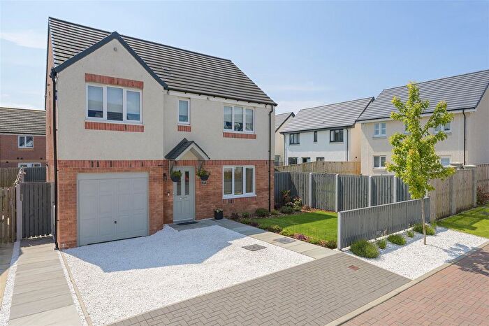 5 Bedroom Detached House For Sale In Reid Place, Dunfermline, KY12