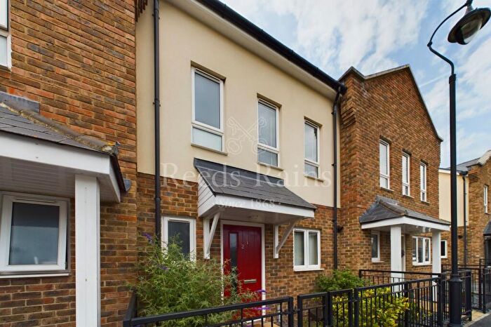 2 Bedroom Terraced House To Rent In Vaughan Avenue, Greenhithe, Kent, DA9