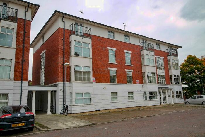 2 Bedroom Flat To Rent In St Stephens Square Chancellor Court, Crown Street, L8