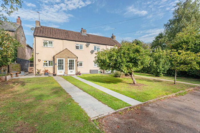 2 Bedroom Cottage For Sale In Burton Hill, Malmesbury, SN16