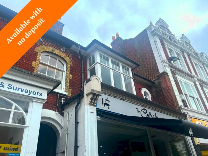 2 Bedroom Flat To Rent In West Street, Havant, PO9