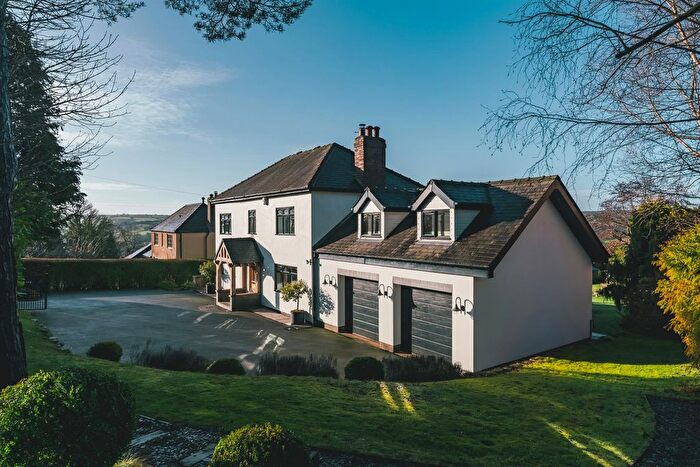 4 Bedroom Detached House For Sale In Millthorpe Lane, Holmesfield, Dronfield, S18