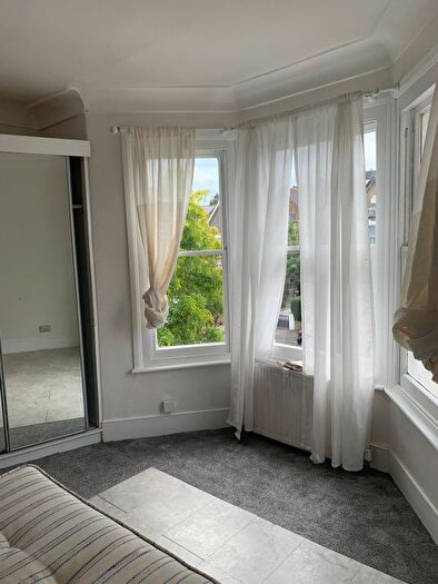 Studio To Rent In Breakspears Road, London, SE4