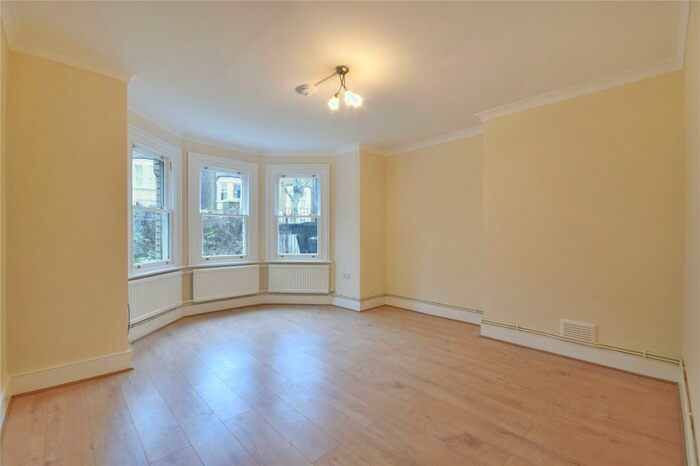 2 Bedroom Flat To Rent In Fordwych Road, Kilburn, NW2