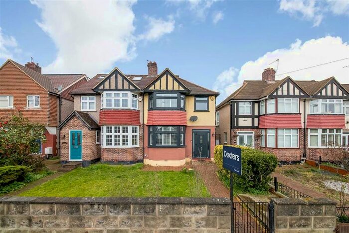 3 Bedroom Terraced House To Rent In Jevington Way, London, SE12