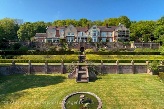 3 Bedroom Semi-Detached House For Sale In Kearsney Court, Alkham Road, Temple Ewell, CT16