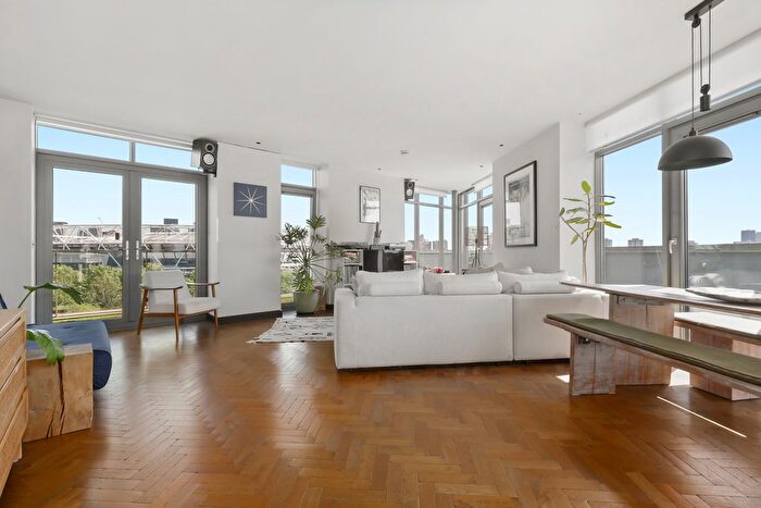 2 Bedroom Flat For Sale In Ink Court, Wick Lane, London, E3