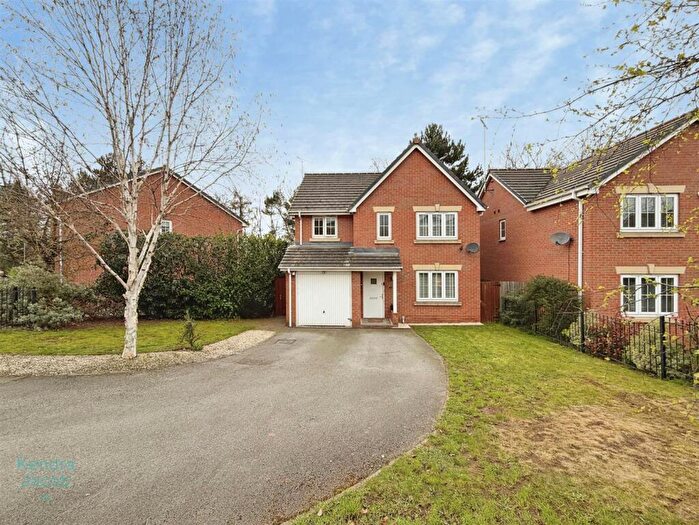 4 Bedroom Detached House For Sale In Lynchet Lane, Worksop, S81