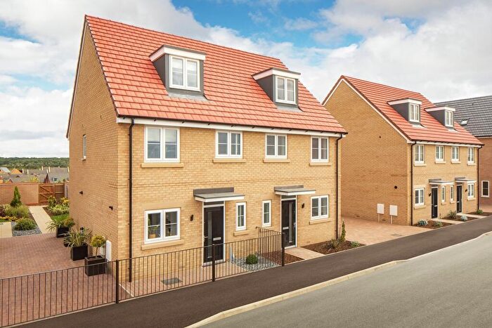 3 Bedroom Semi-Detached House For Sale In Four Chimneys Crescent, Hampton Heights, Peterborough, PE7
