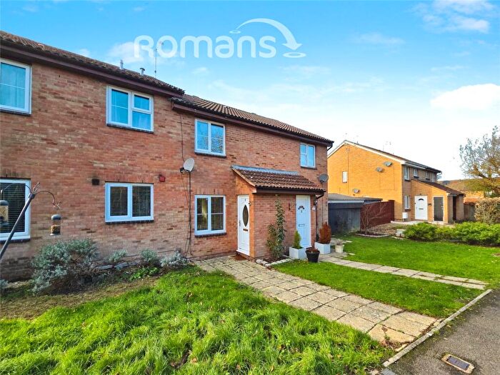 2 Bedroom Terraced House For Sale In Galloway Close, Shaw, Swindon, SN5