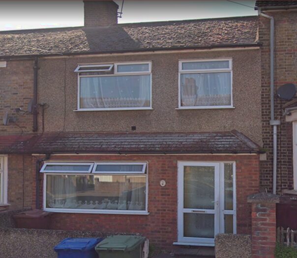 3 Bedroom Terraced House To Rent In Kent Road, Grays RM17