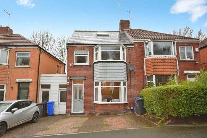 4 Bedroom Semi Detached House For Sale In Watersmeet Road, Malin Bridge, S6