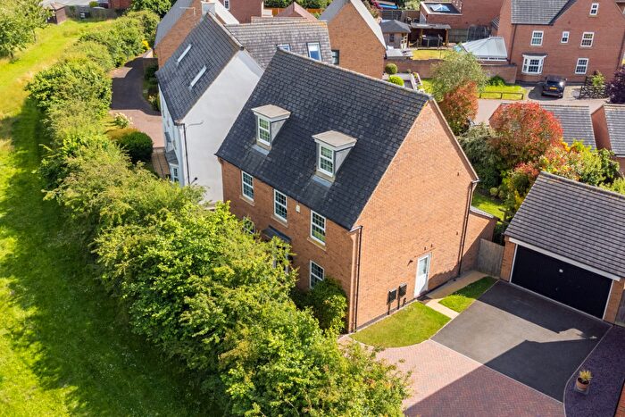 5 Bedroom Detached House For Sale In Woodroffe Way, East Leake, LE12