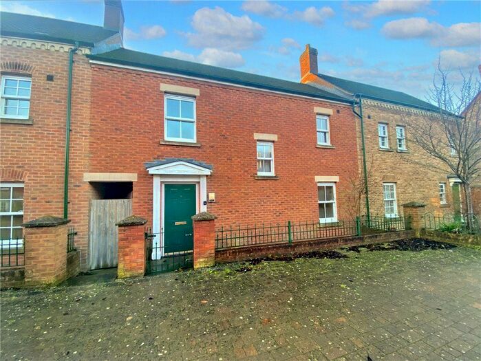 3 Bedroom Terraced House For Sale In East Wichel Way, Swindon
