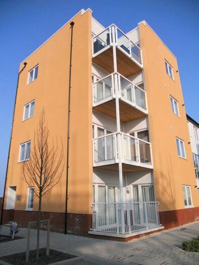 2 Bedroom Flat To Rent In Tudor Close, Westbourne Road, Penarth CF64