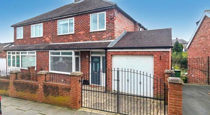 3 Bedroom Semi Detached House For Sale In Grange Avenue, Grangefield, Stockton-On-Tees, TS18