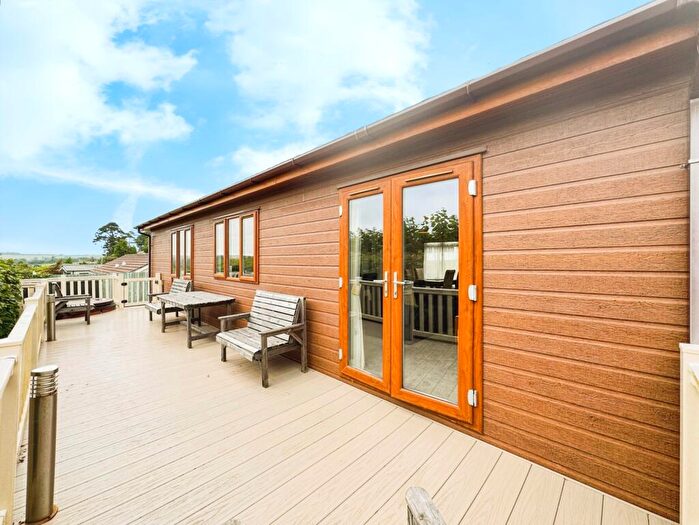 2 Bedroom Detached House For Sale In St. Martin, Looe, Cornwall, PL13