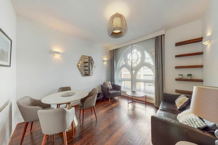 1 Bedroom Flat To Rent In Farringdon Road, Clerkenwell, EC1M