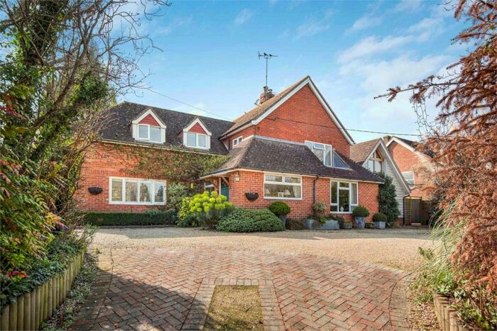 5 Bedroom Detached House For Sale In Watlington, Oxfordshire, OX49