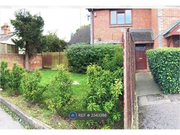 1 Bedroom Terraced House To Rent In Granby Court, Reading, RG1