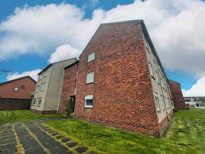 3 Bedroom Flat To Rent In Bell Street, Renfrew, PA4