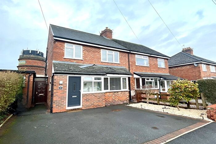 3 Bedroom Semi-Detached House For Sale In Lowe Drive, Knutsford, WA16