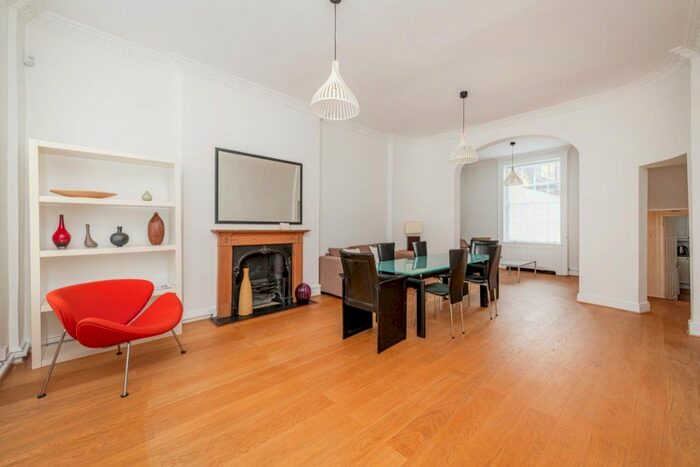 3 Bedroom Flat To Rent In Crawford Street, London, W1H