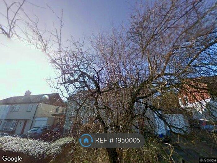 3 Bedroom Semi-Detached House To Rent In Glenister Road, Chesham, HP5