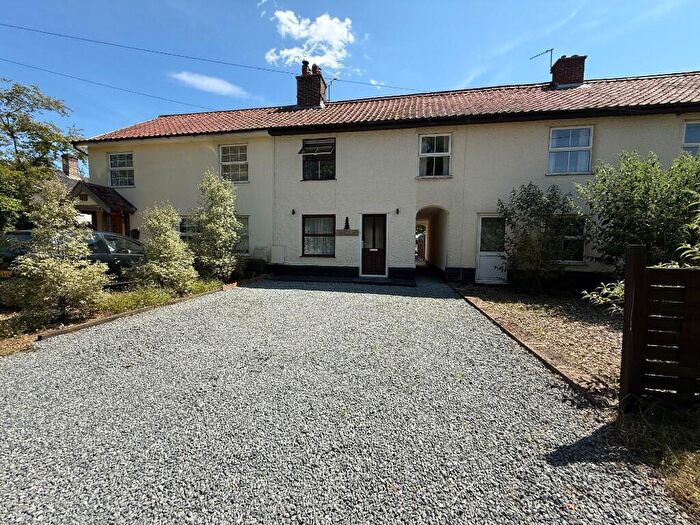 2 Bedroom Terraced House For Sale In Northacre, Caston, NR17
