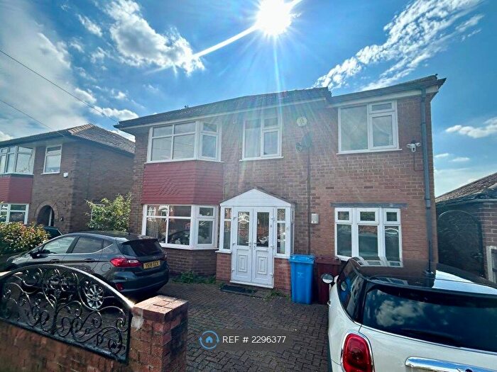 6 Bedroom Detached House To Rent In Caxton Road, Manchester, M14