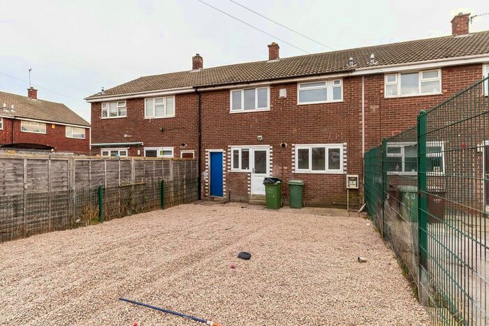 3 Bedroom Terraced House To Rent In Thirlmere Place, Knottingley, WF11