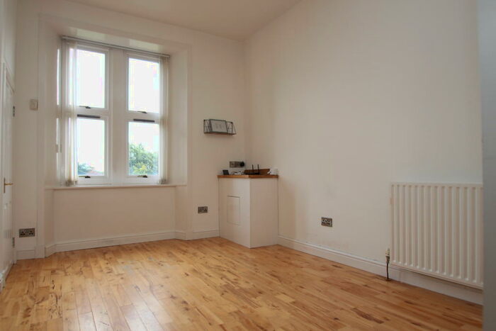2 Bedroom Flat To Rent In Greenfield Street, Alloa, FK10