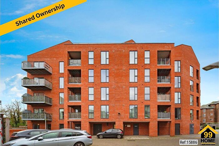1 Bedroom Flat For Sale In Lutchet House, Portage Place, West Drayton, UB7