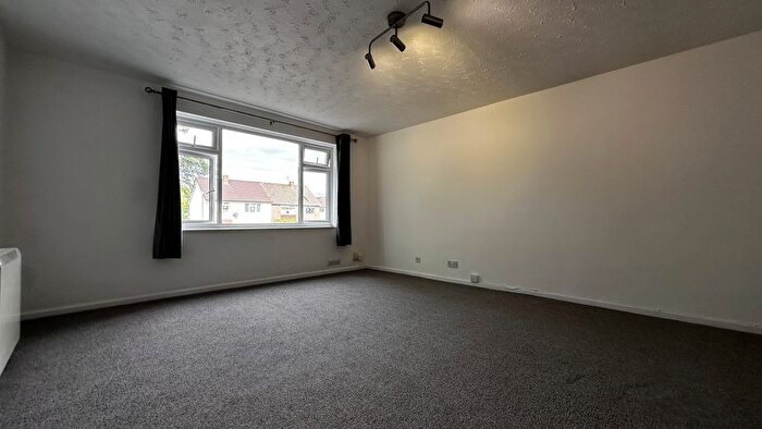 2 Bedroom Flat To Rent In Littleton Court, Bristol, Gloucestershire, Gb, BS34