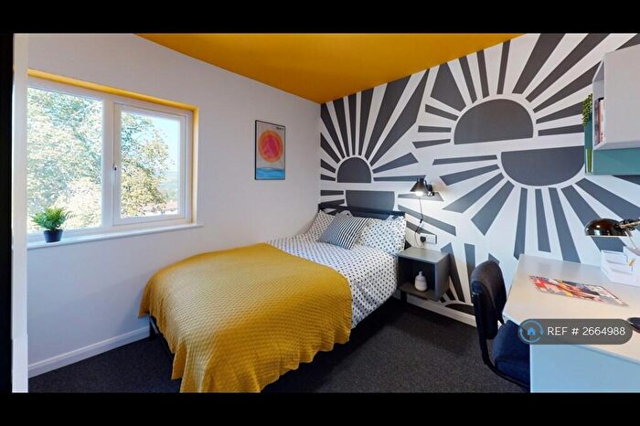 6 Bedroom Semi-Detached House To Rent In Wedgwood Road, Bath, BA2