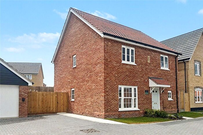4 Bedroom Detached House For Sale In Roman Way, Halesworth, Suffolk, IP19
