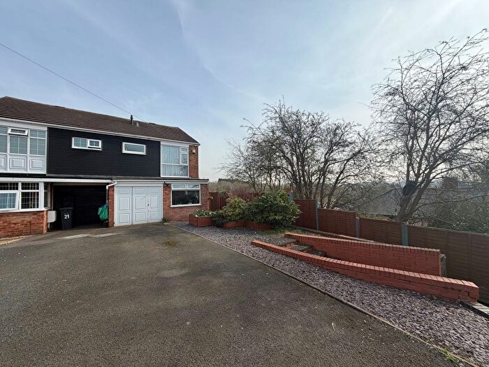 3 Bedroom Semi Detached House For Sale In Marita Close, Netherton, Dudley, DY2