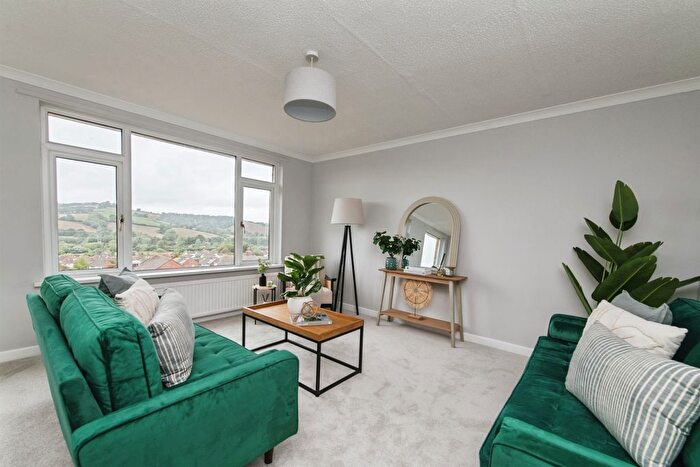 3 Bedroom Detached House For Sale In Woodleigh Close, Exeter, EX4