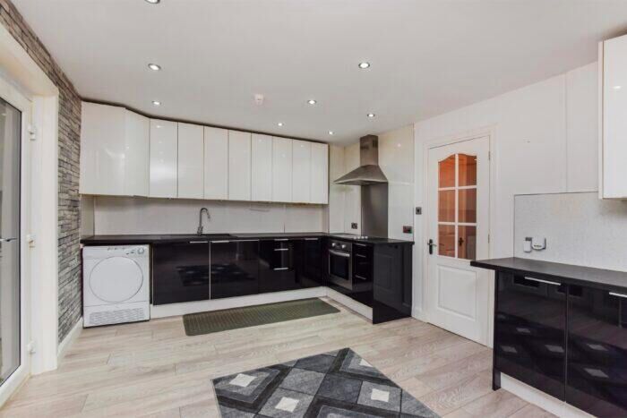 3 Bedroom Terraced House For Sale In Syme Place, Rosyth, Dunfermline, KY11