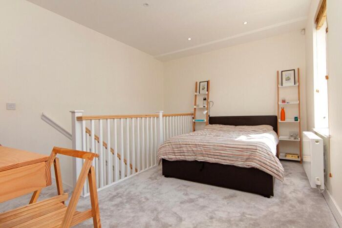 1 Bedroom House To Rent In Austin Court, Cambridge, Cambridgeshire, CB4