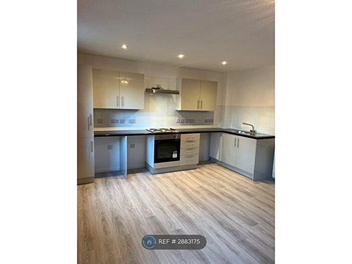 1 Bedroom Flat To Rent In Hollytrees, Colchester, CO2