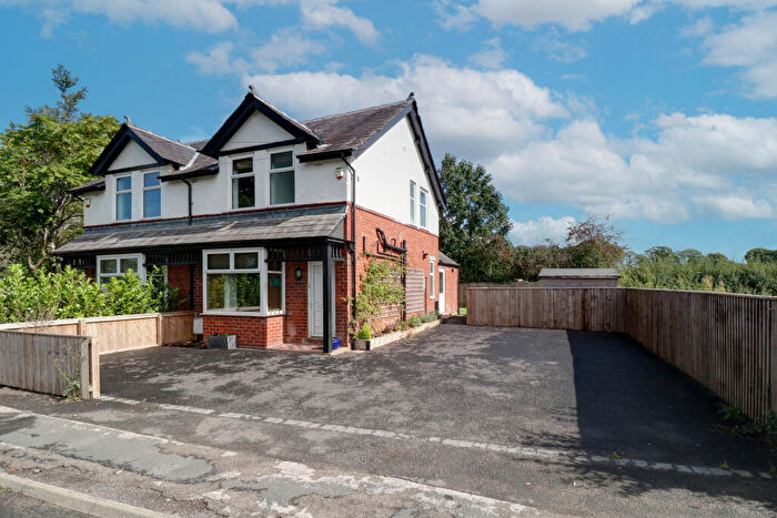 2 Bedroom Semi-Detached House For Sale In Garstang Road, Preston, PR3