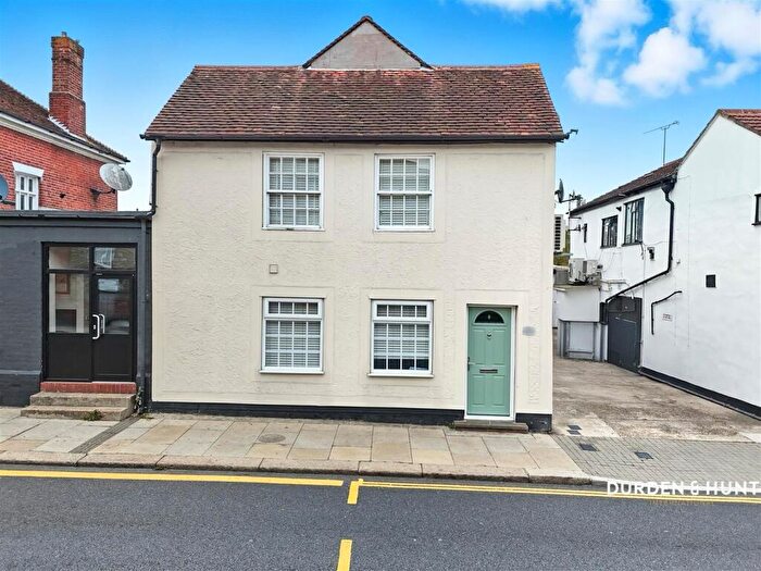 1 Bedroom Maisonette For Sale In High Street, Maldon, CM9