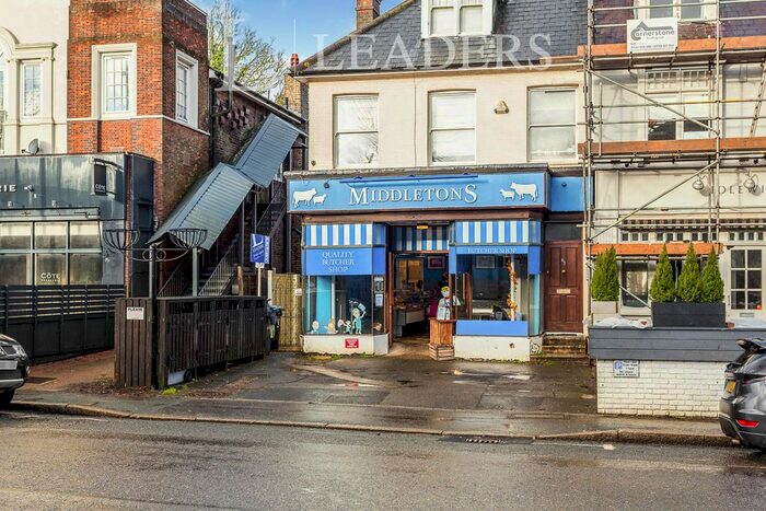 1 Bedroom Flat To Rent In The Broadway, Haywards Heath, RH16