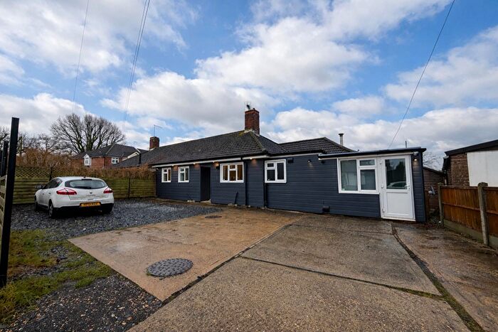 3 Bedroom Bungalow To Rent In Napier Road, Waterlooville, PO8