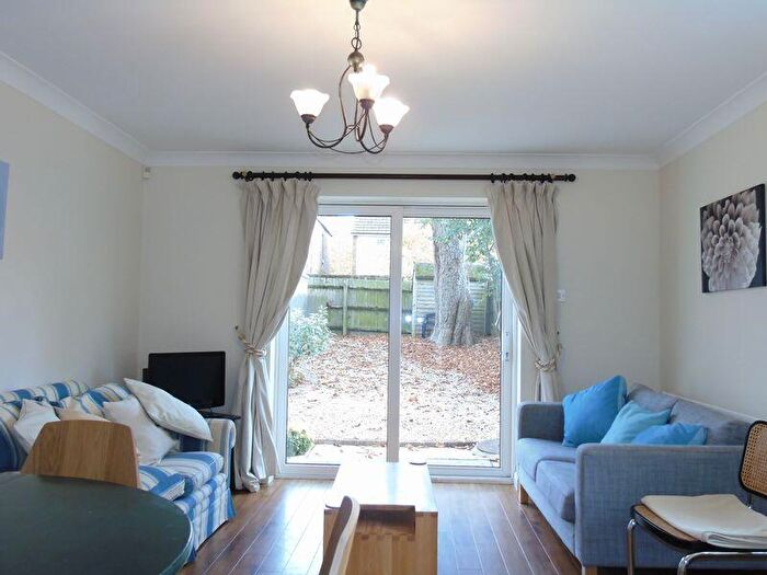 3 Bedroom Semi-Detached House To Rent In Don Bosco Close, Oxford, OX4