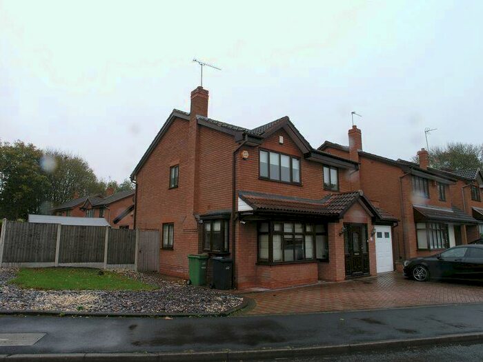 3 Bedroom Detached House To Rent In Elgar Crescent, Brierley Hill, DY5